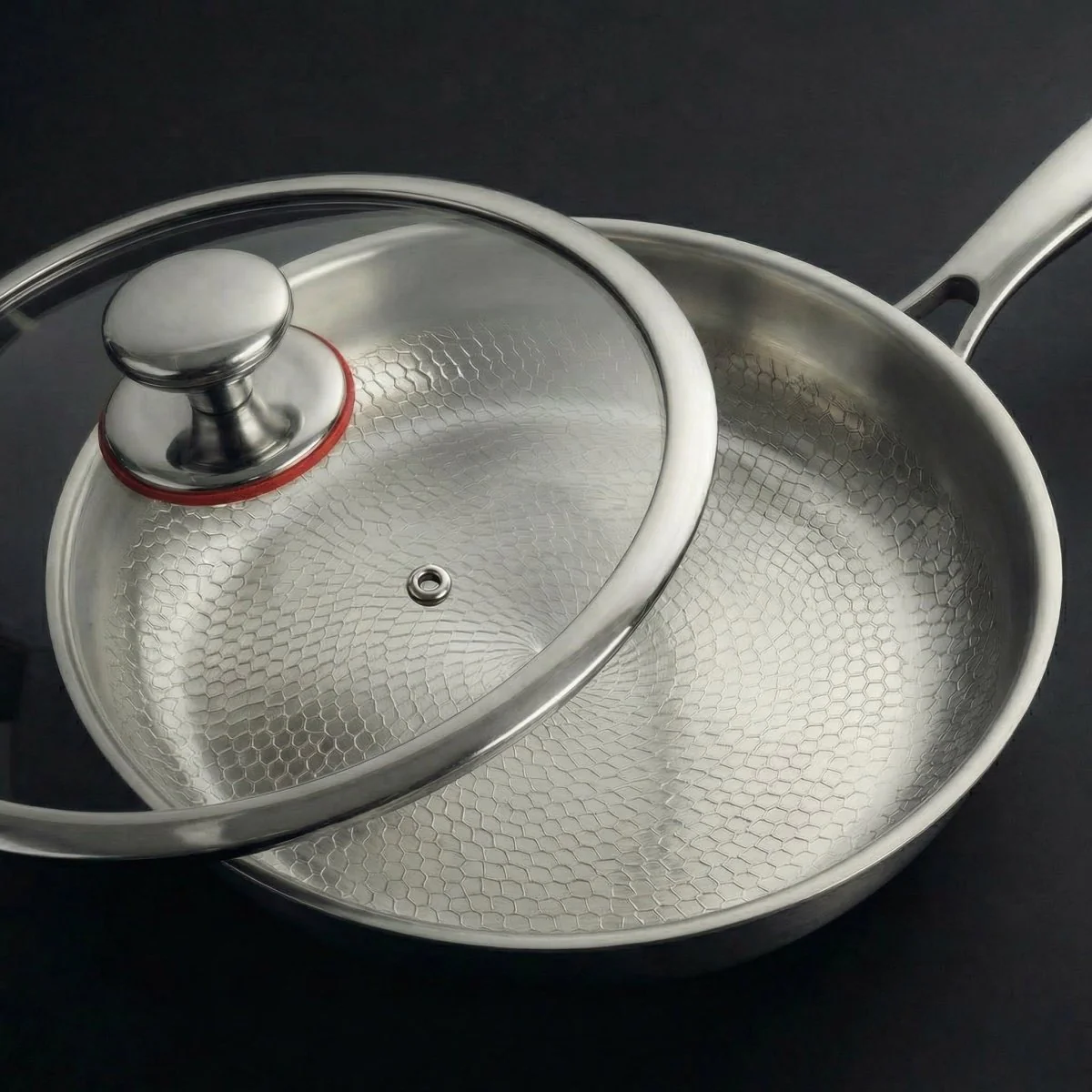 Hand-Hammered Titanium Pan - Image 3