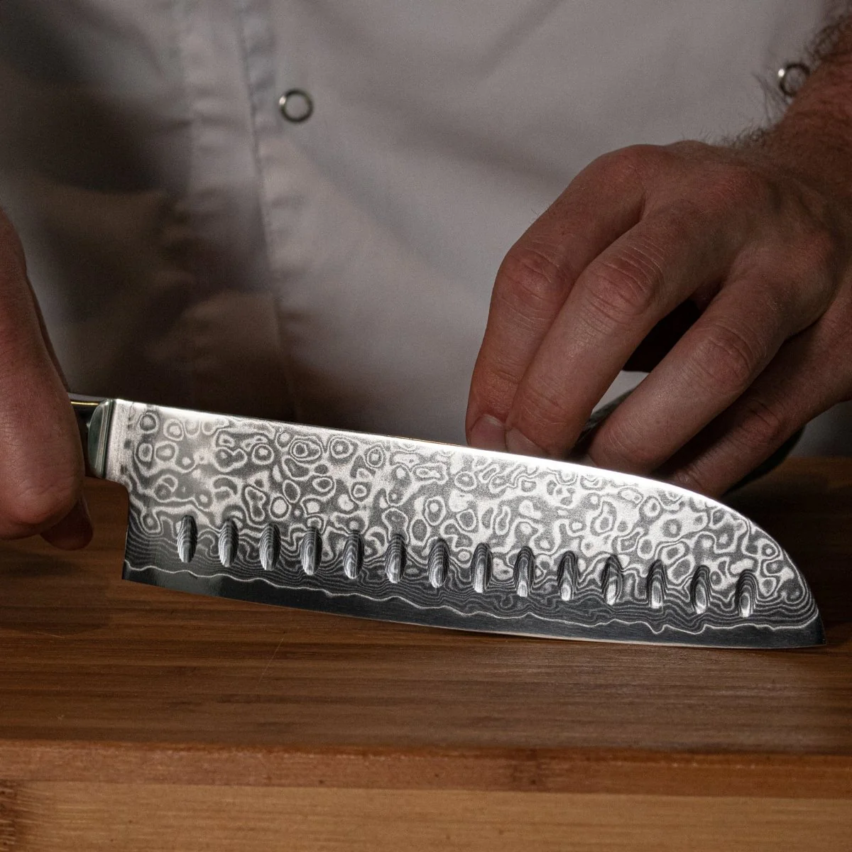 Japanese-Style Santoku Knife – 7.1 inch (18 cm) Versatile Blade - Image 4